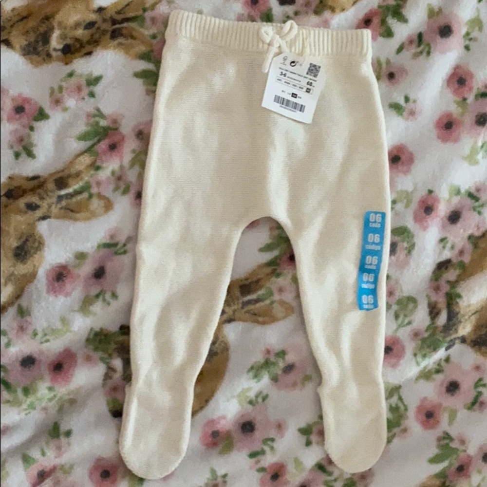 So precious girls knit footed pants by Zara baby.